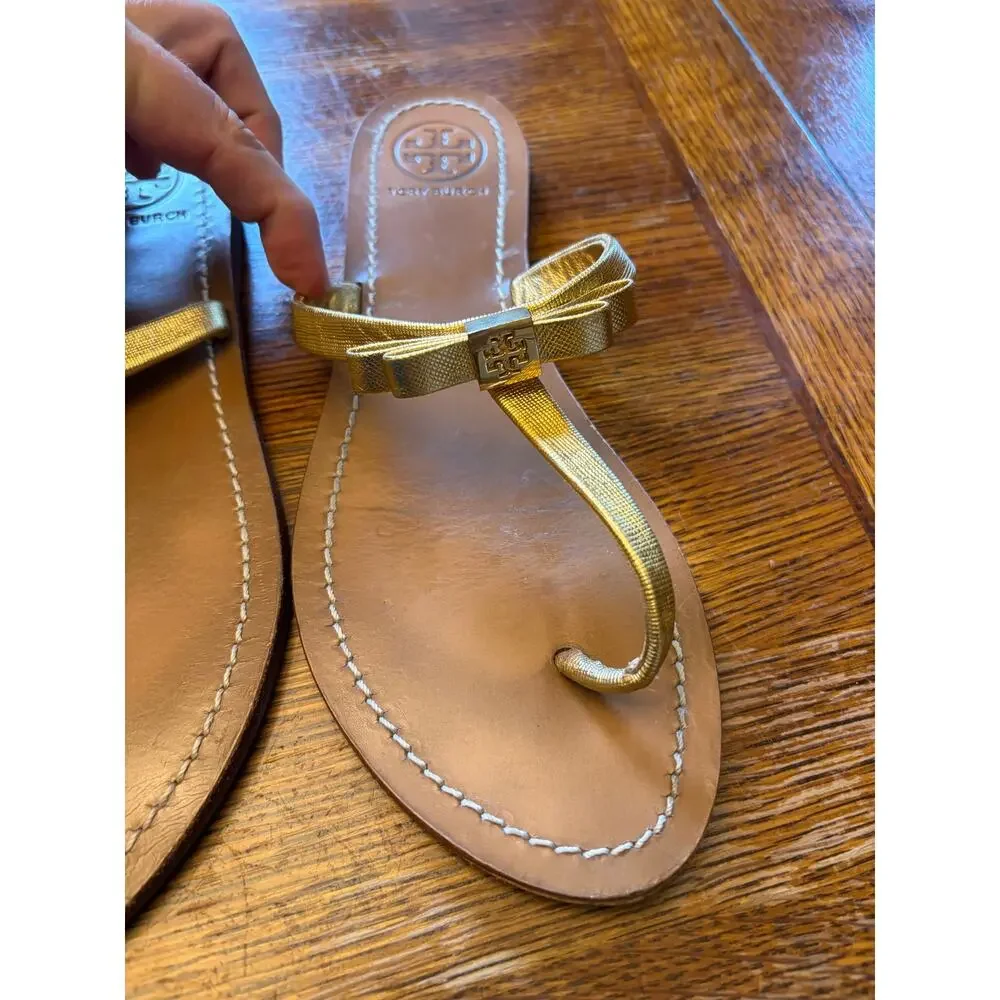 Tory Burch Leighanne Gold Metallic Leather Bow Thong Sandals Size 9